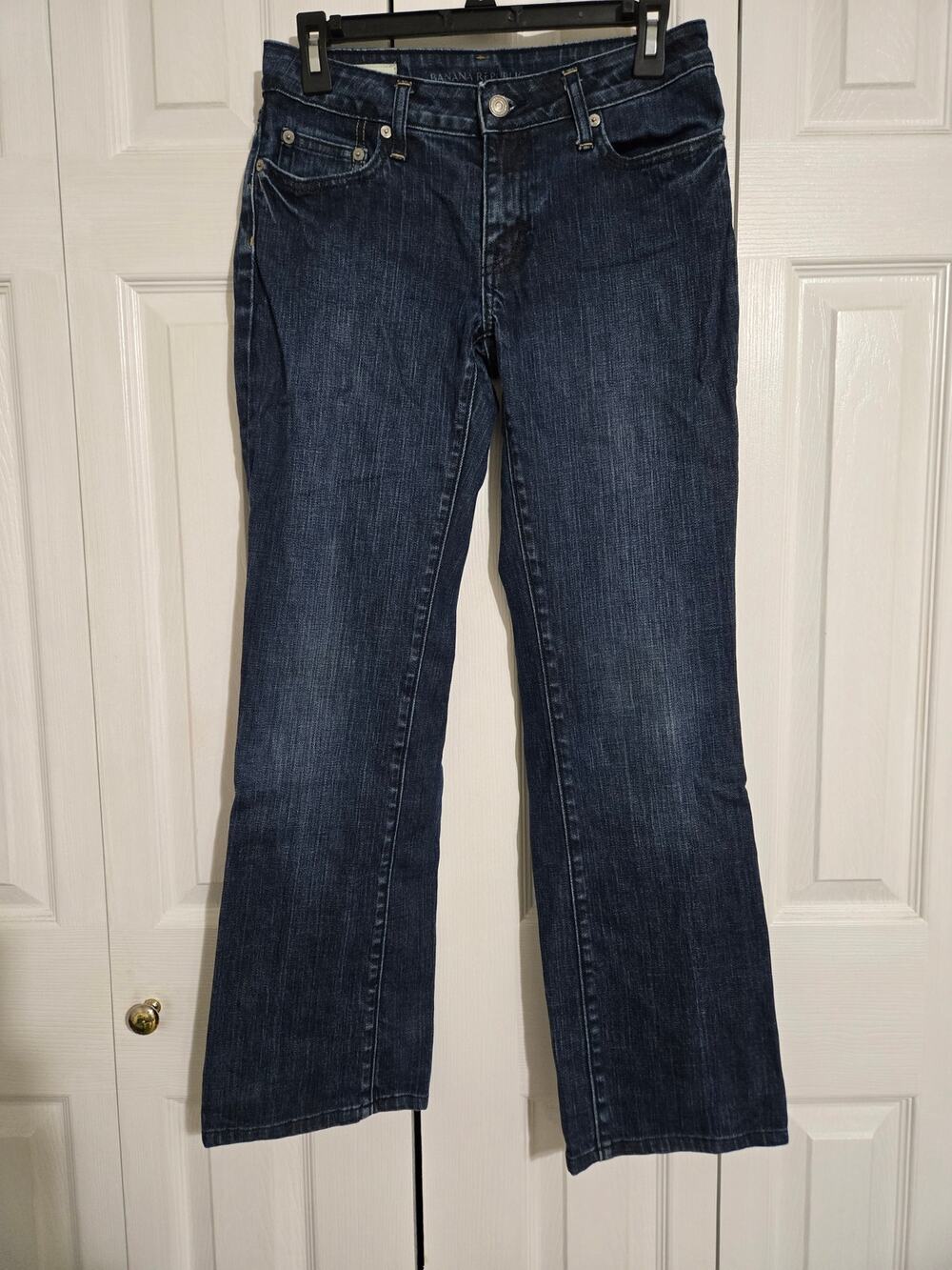 Banana republic size 4 women's classic bootcut darkwash jeans